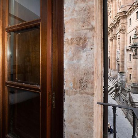 Estudio En La Calle Mas Bonita De Salamanca Exterior photo