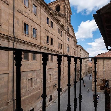 Estudio En La Calle Mas Bonita De Salamanca Exterior photo